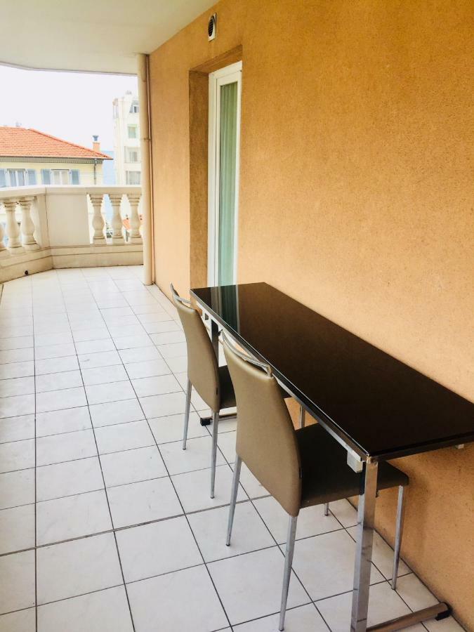 Appartement Maison Les domes, piscine et parking à Nice Extérieur photo