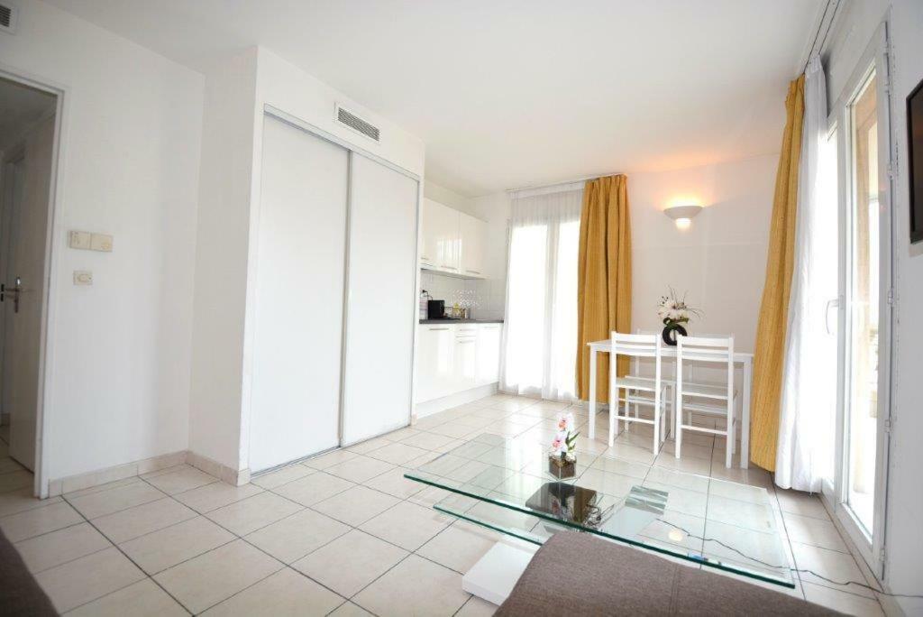 Appartement Maison Les domes, piscine et parking à Nice Extérieur photo